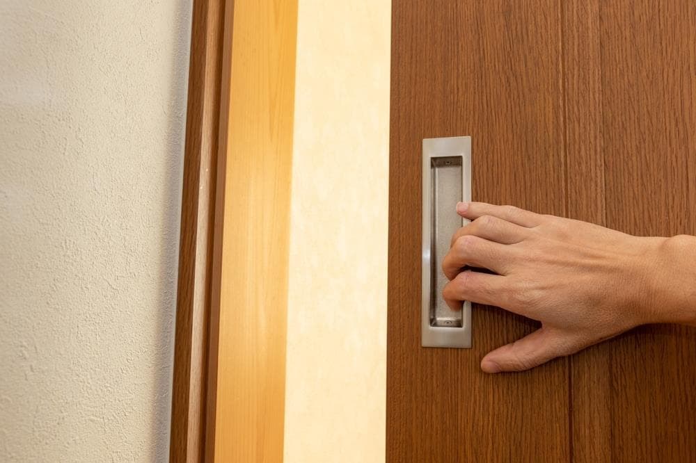 Las puertas correderas de madera: una solución práctica y elegante
