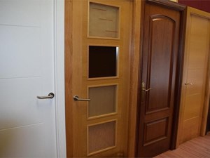 ¿Qué tipo de madera elegir para sus puertas interiores?